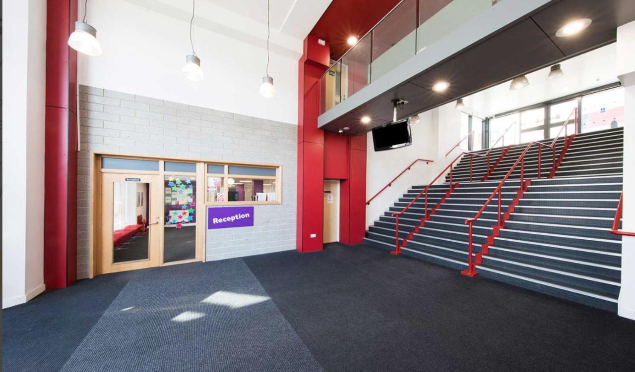 1 Night Free Comfortable Ensuite Rooms, Gillingham - Sk Hoo Eksteriør billede